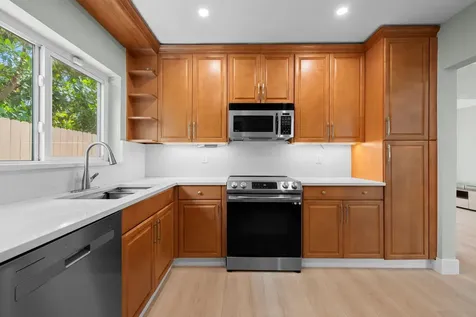 1532 NE 17th Avenue Fort Lauderdale FL 33304