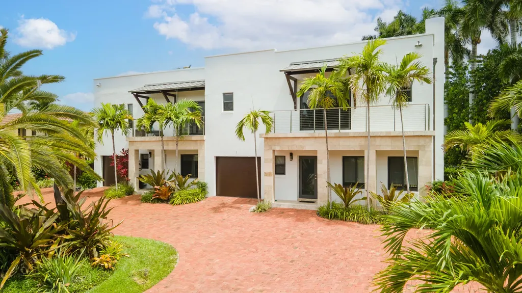 1121 Bel Air Drive Highland Beach FL 33487