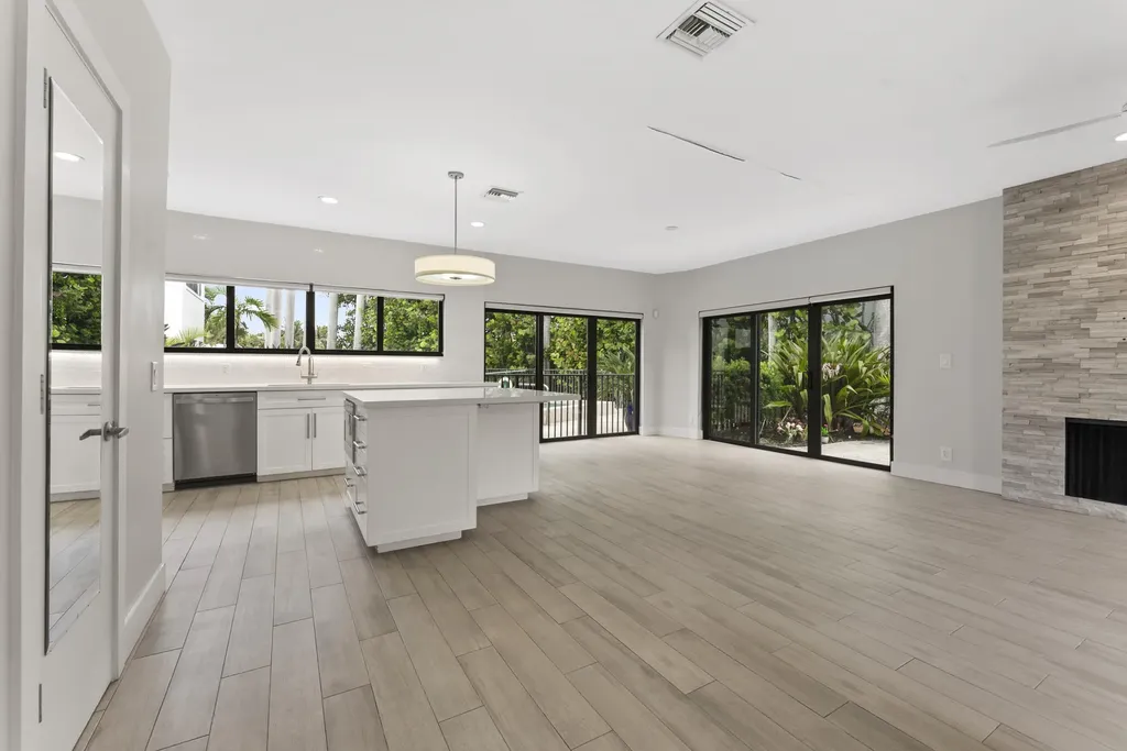 1121 Bel Air Drive Highland Beach FL 33487