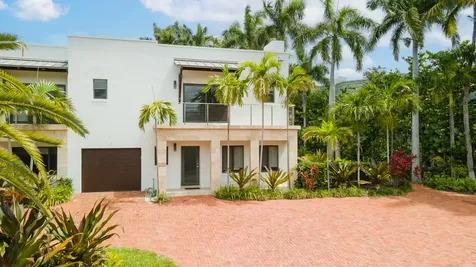 1121 Bel Air Drive Highland Beach FL 33487