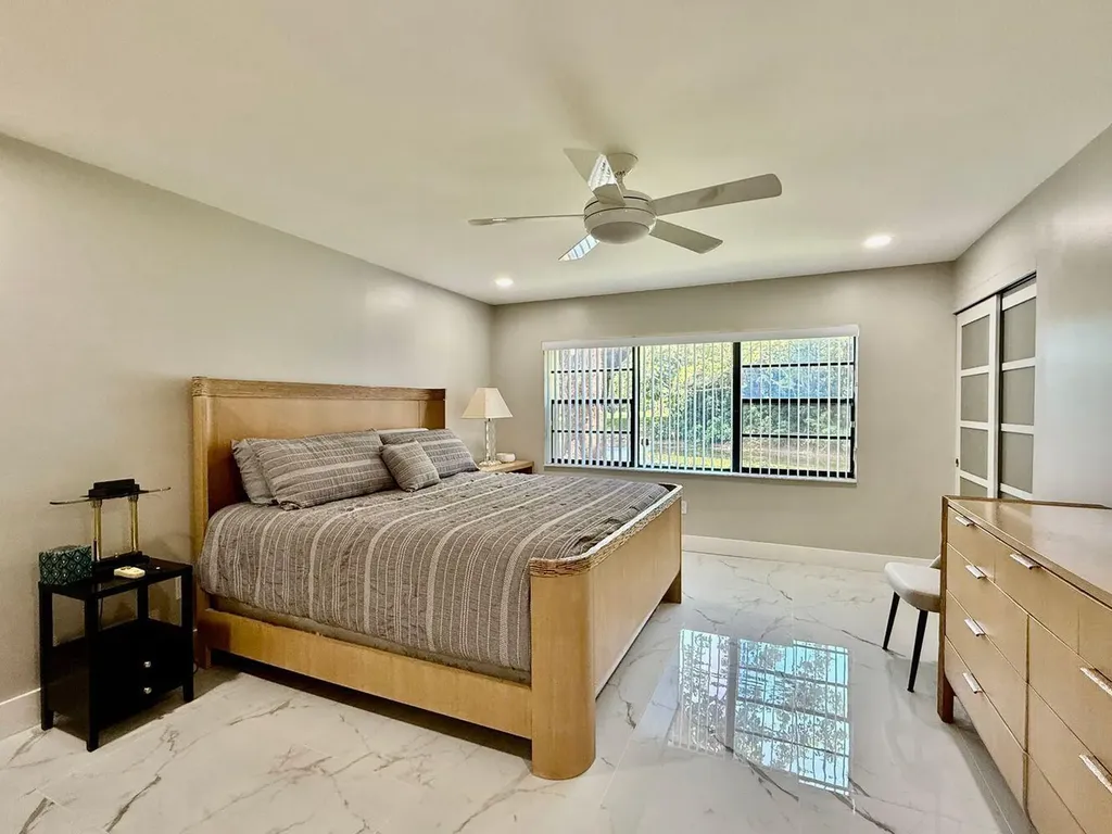 20 Westgate Lane Boynton Beach FL 33436