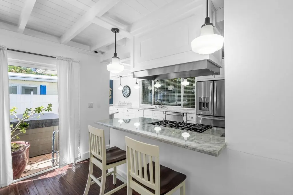 126 NE 4th Avenue Delray Beach FL 33483
