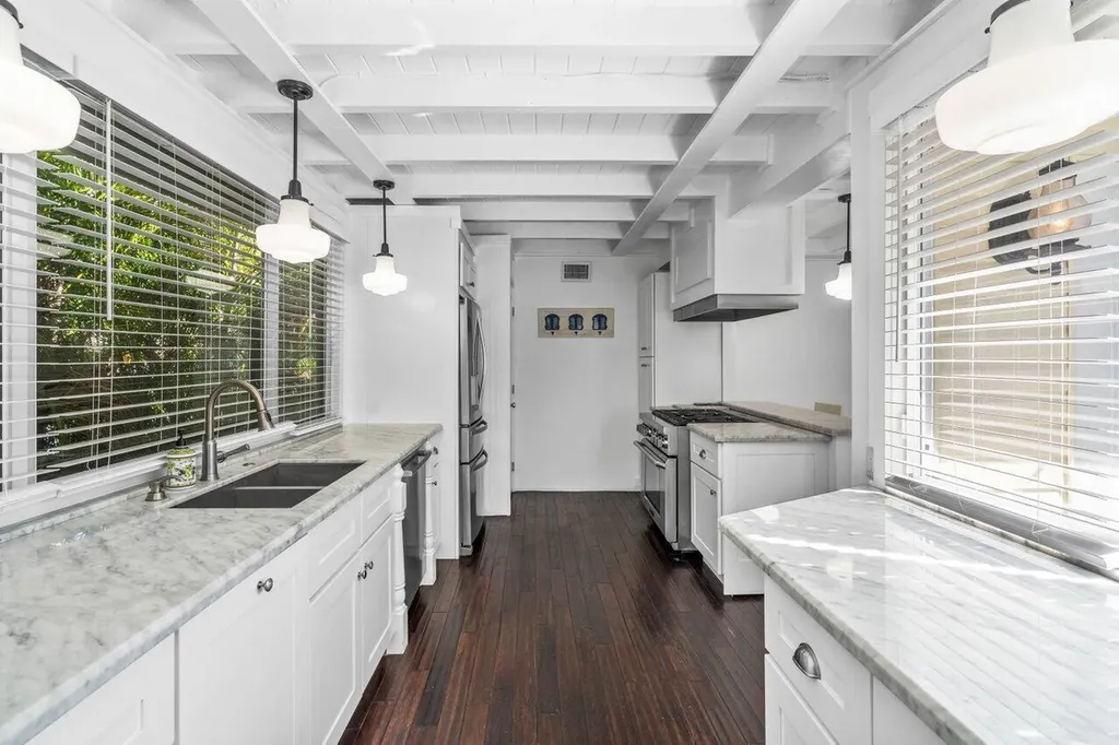 126 NE 4th Avenue Delray Beach FL 33483