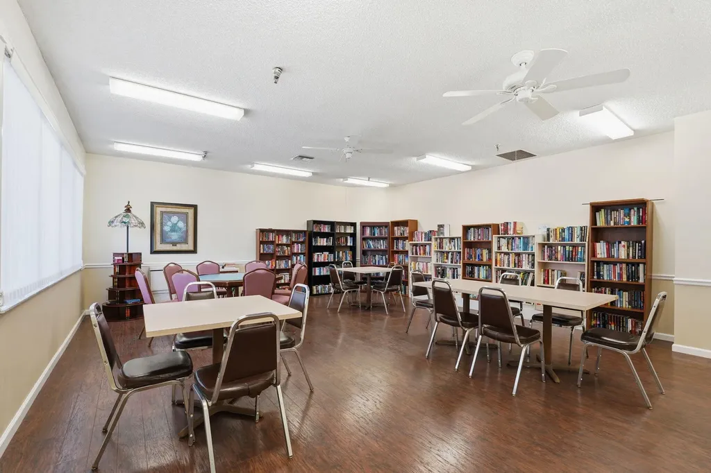 3146 Via Poinciana Lake Worth FL 33467