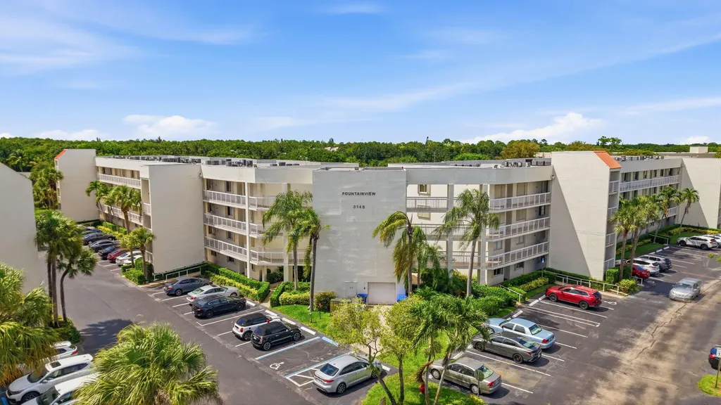 3146 Via Poinciana Lake Worth FL 33467