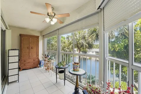 3146 Via Poinciana Lake Worth FL 33467