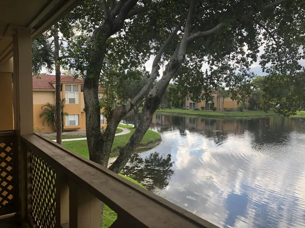 4799 Via Palm Lakes West Palm Beach FL 33417