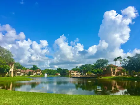 4799 Via Palm Lakes West Palm Beach FL 33417