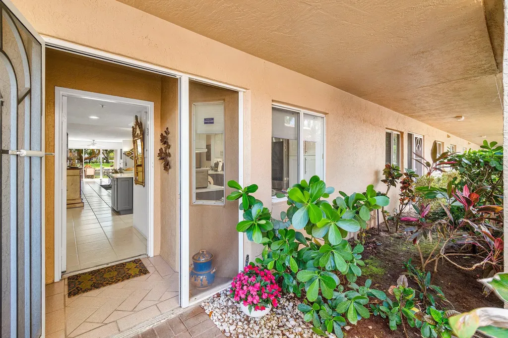 12560 Majesty Circle Boynton Beach FL 33437