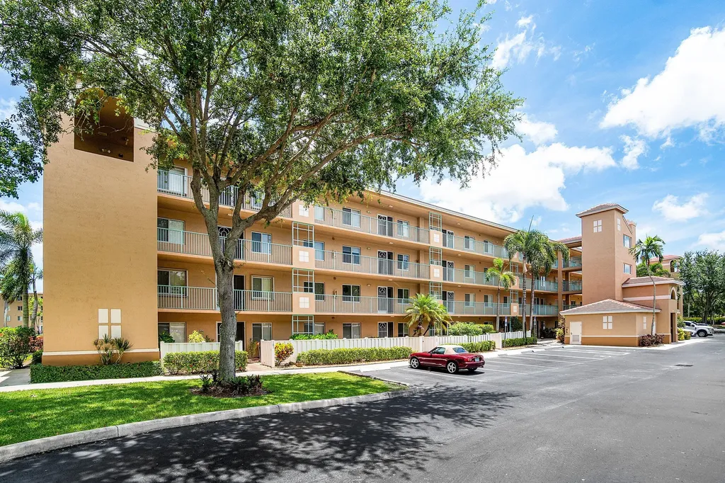 12560 Majesty Circle Boynton Beach FL 33437