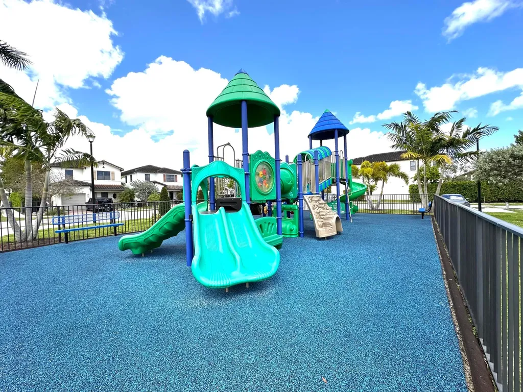 9326 W 33rd Lane Hialeah FL 33018