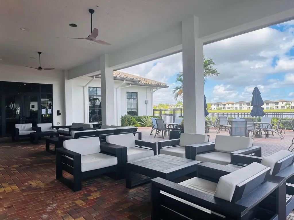 9326 W 33rd Lane Hialeah FL 33018
