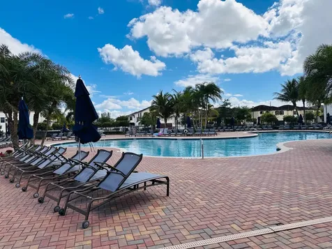 9326 W 33rd Lane Hialeah FL 33018