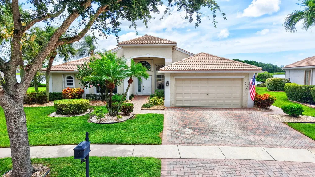 13461 Barcelona Lake Circle Delray Beach FL 33446