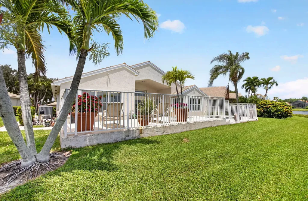 13461 Barcelona Lake Circle Delray Beach FL 33446
