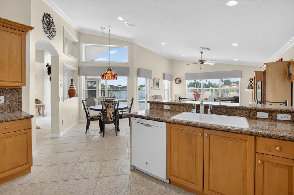 13461 Barcelona Lake Circle Delray Beach FL 33446