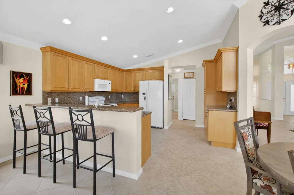 13461 Barcelona Lake Circle Delray Beach FL 33446