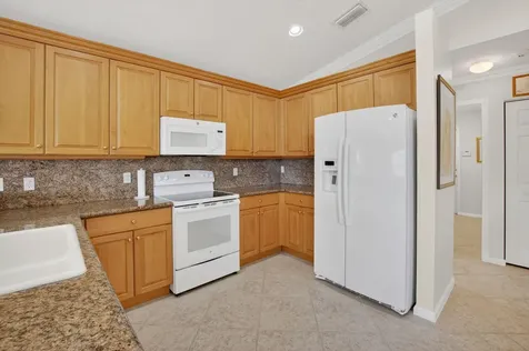 13461 Barcelona Lake Circle Delray Beach FL 33446