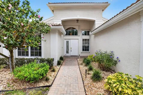 13461 Barcelona Lake Circle Delray Beach FL 33446
