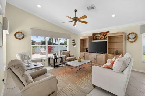 13461 Barcelona Lake Circle Delray Beach FL 33446