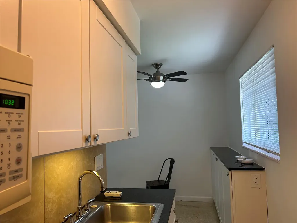 1704 NE 9th Street Fort Lauderdale FL 33304