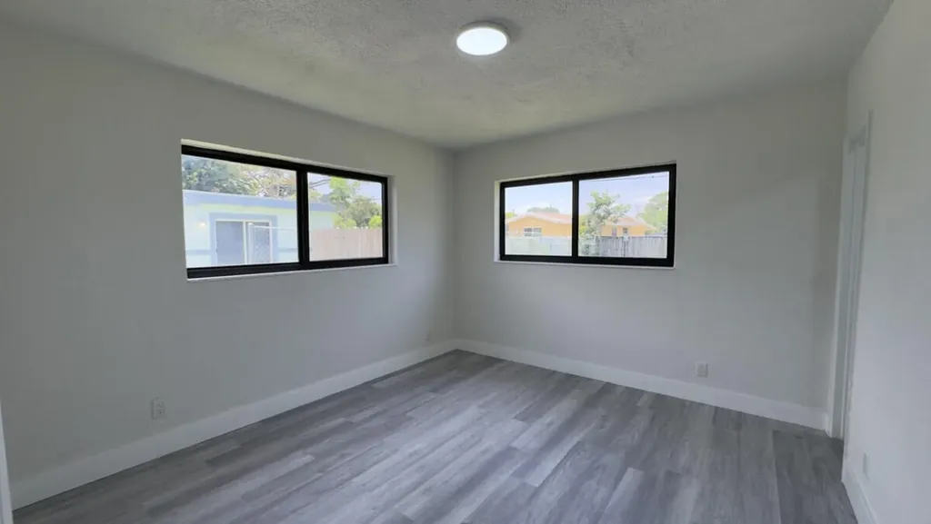 235 SW 21st Way Fort Lauderdale FL 33312
