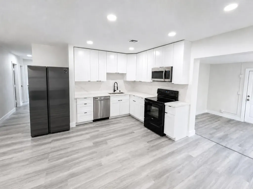 235 SW 21st Way Fort Lauderdale FL 33312