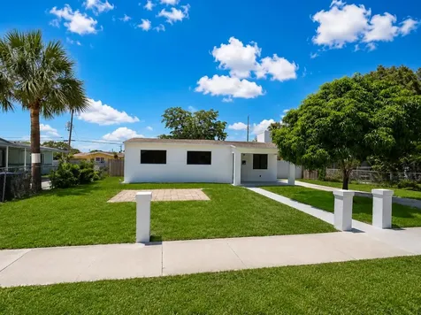 235 SW 21st Way Fort Lauderdale FL 33312