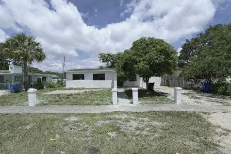 235 SW 21st Way Fort Lauderdale FL 33312