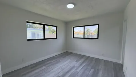 235 SW 21st Way Fort Lauderdale FL 33312