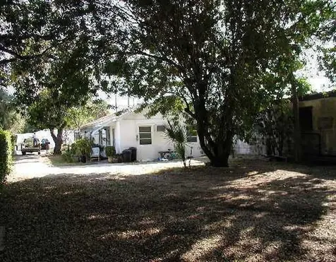 115 E Lantana Road Lantana FL 33462