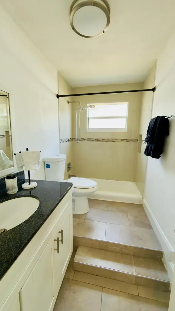 8421 NW 21st Court Sunrise FL 33322