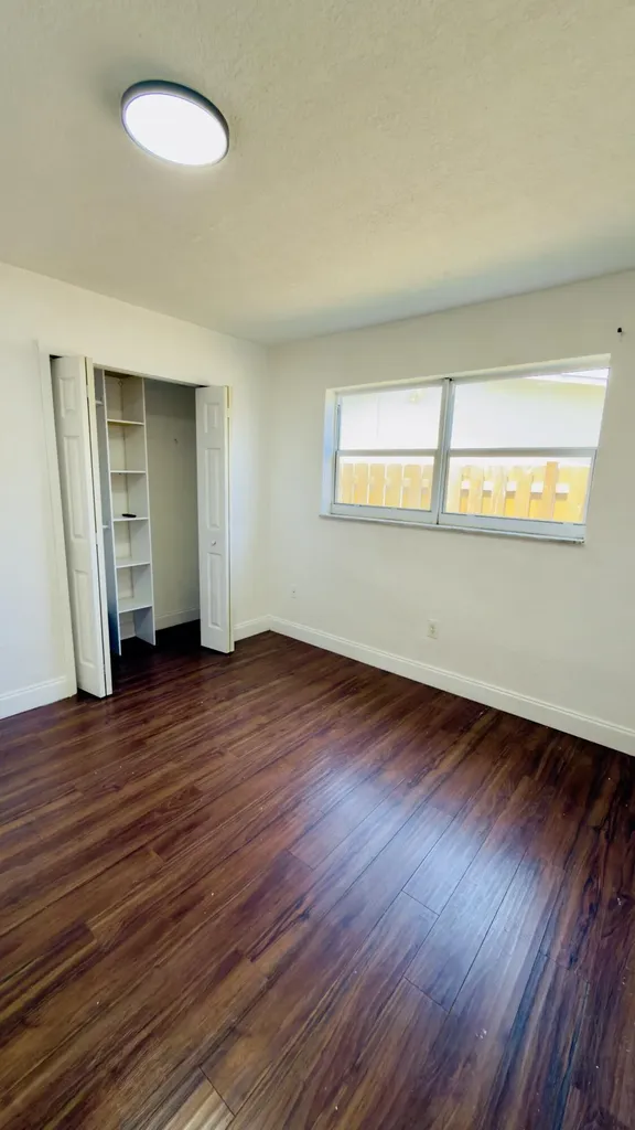 8421 NW 21st Court Sunrise FL 33322