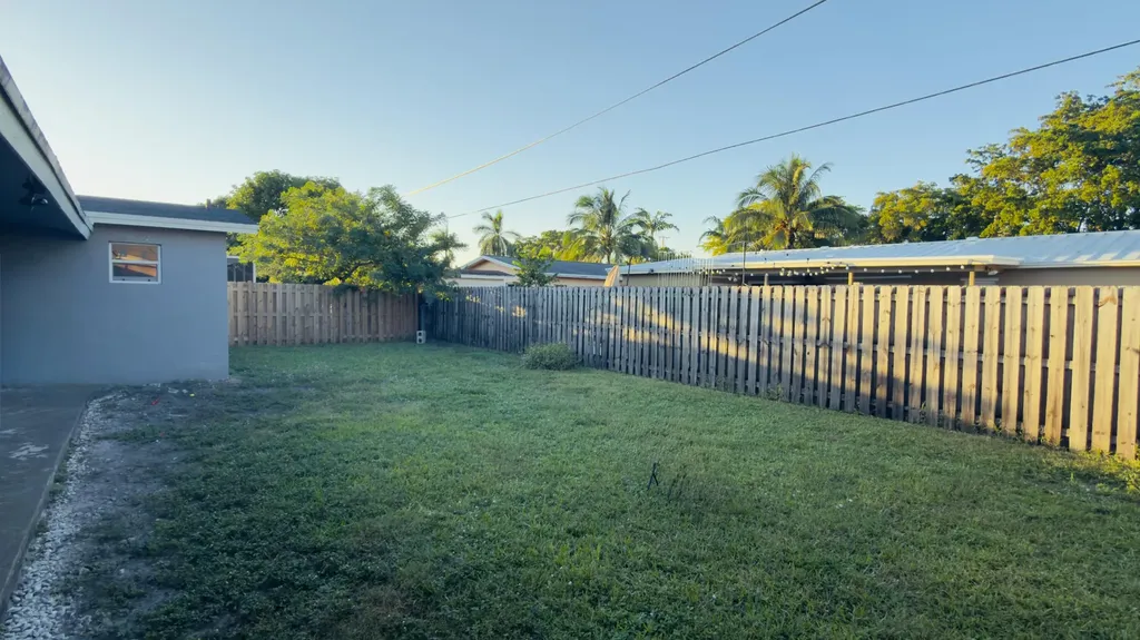 8421 NW 21st Court Sunrise FL 33322