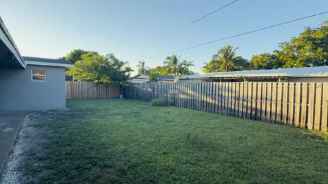 8421 NW 21st Court Sunrise FL 33322