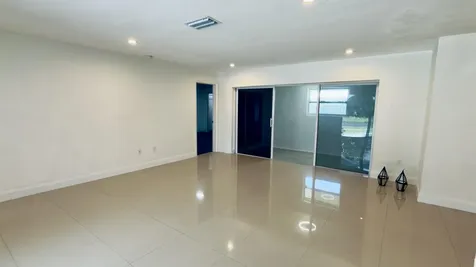 8421 NW 21st Court Sunrise FL 33322