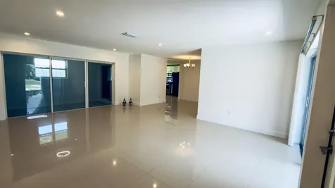 8421 NW 21st Court Sunrise FL 33322