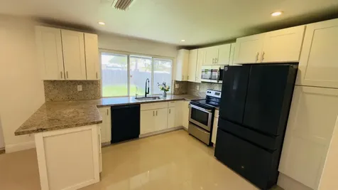 8421 NW 21st Court Sunrise FL 33322