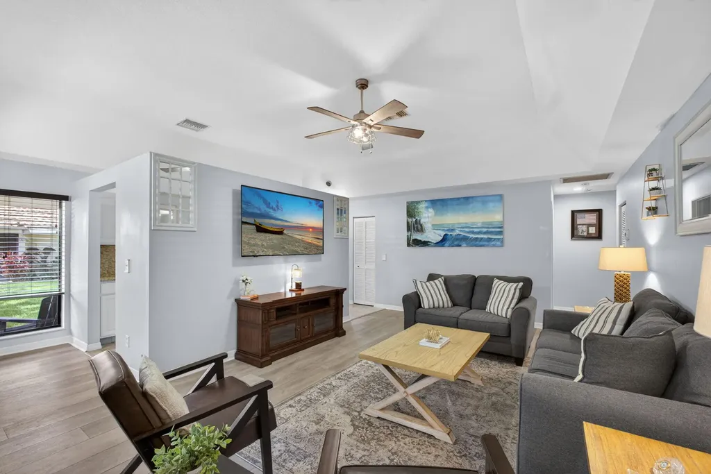 101 Half Moon Circle Jupiter FL 33458
