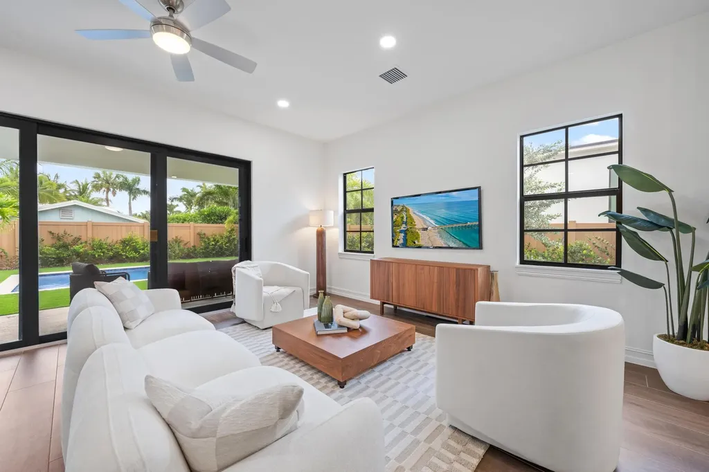 309 Cascade Lane Palm Beach Shores FL 33404