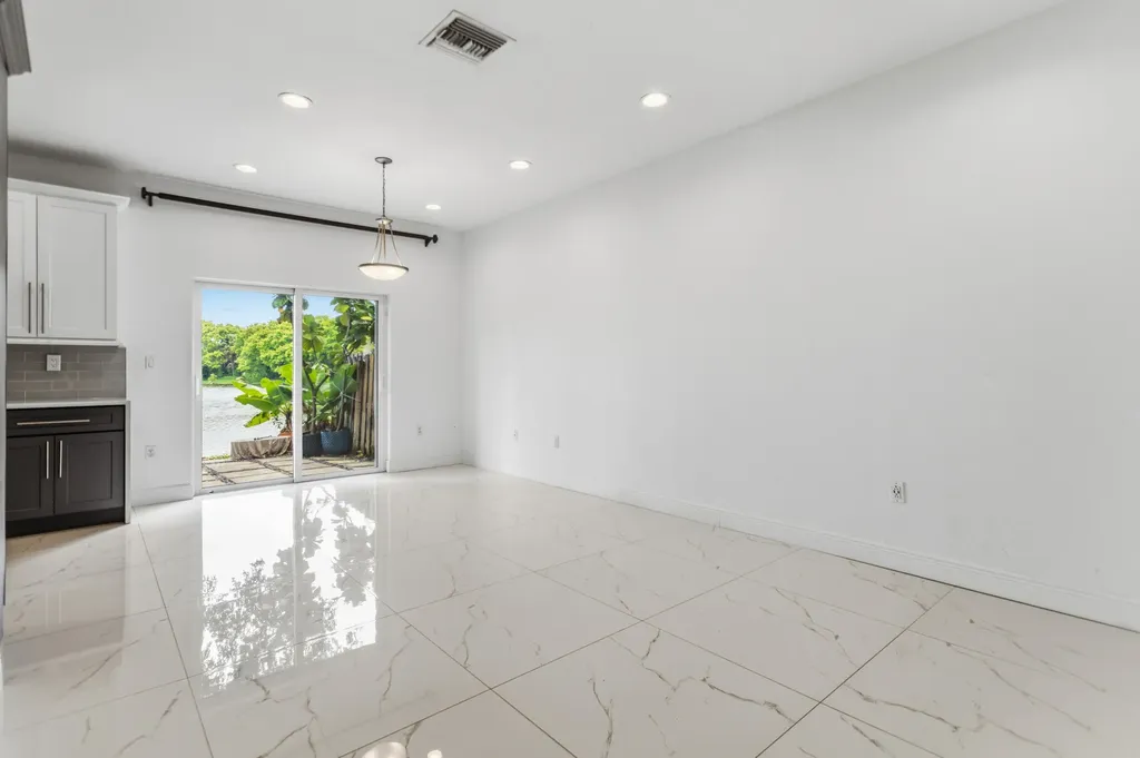 5056 SW 141st Avenue Miramar FL 33027