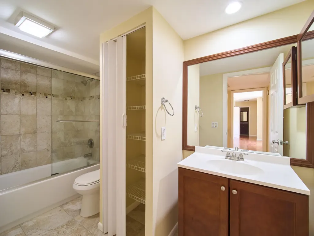 1520 15th Terrace Palm Beach Gardens FL 33418