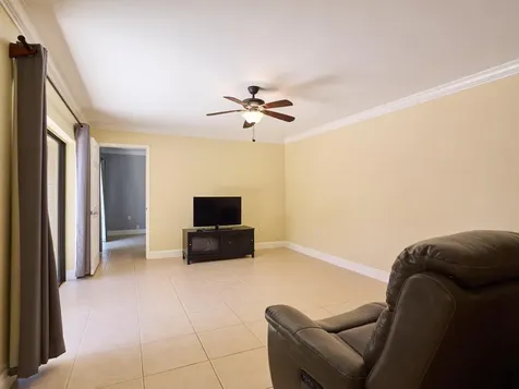 1520 15th Terrace Palm Beach Gardens FL 33418