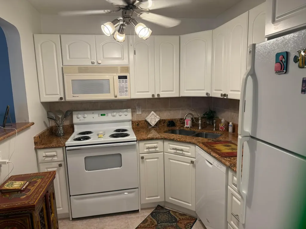 640 Snug Harbor Drive Boynton Beach FL 33435