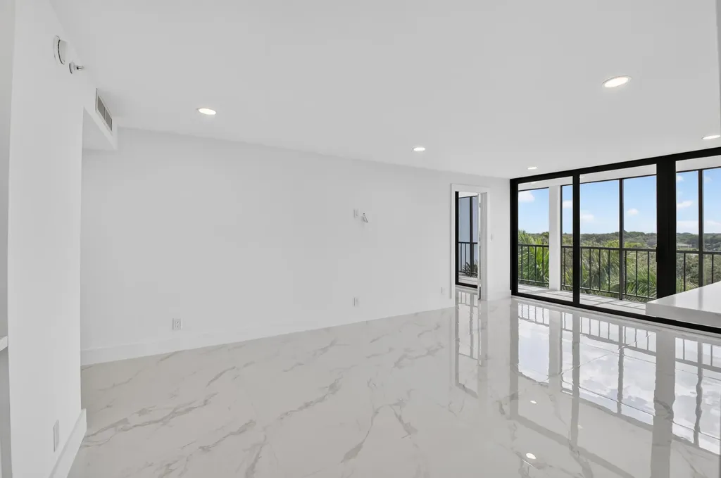 7835 Lakeside Boulevard Boca Raton FL 33434