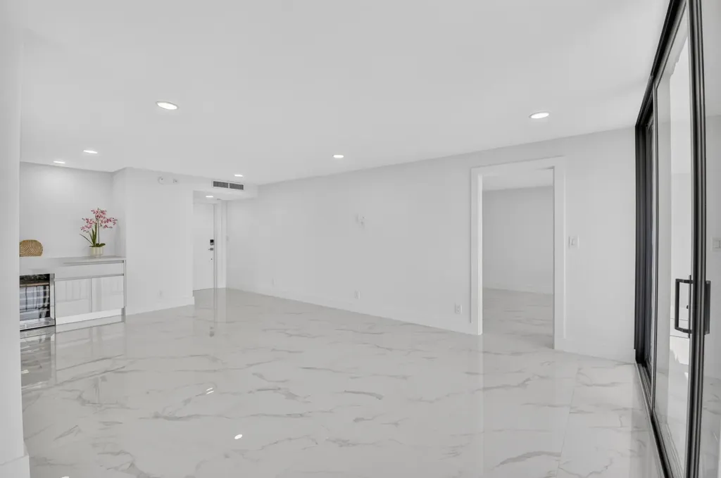 7835 Lakeside Boulevard Boca Raton FL 33434