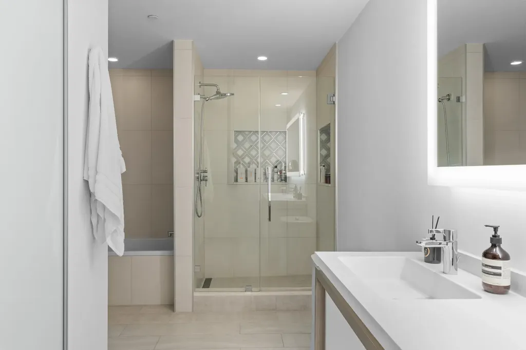 2000 Metropica Way Sunrise FL 33323
