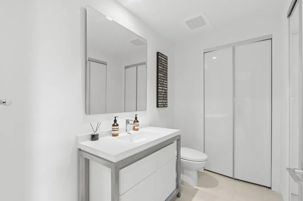 2000 Metropica Way Sunrise FL 33323