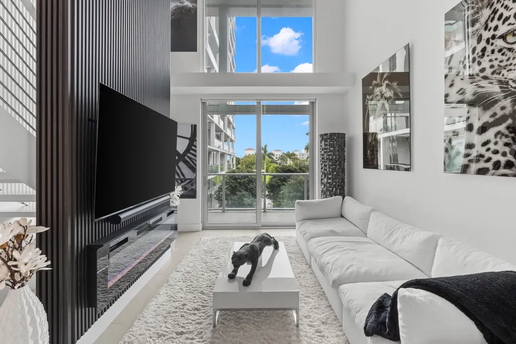 2000 Metropica Way Sunrise FL 33323