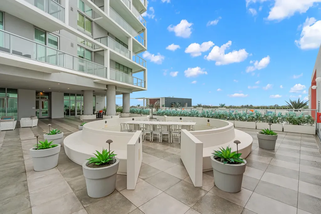 2000 Metropica Way Sunrise FL 33323
